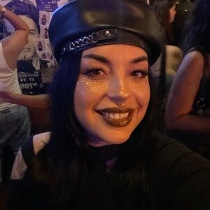 Meet your Posher, Dani